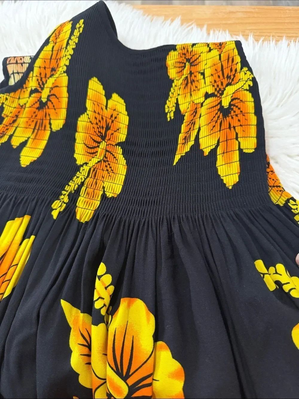 Sleeveless Black Midi Dress with Yellow Floral Print Size S - Picture 6 of 7